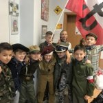 Hej chłopcy bagnet na broń – nasz występ na apelu poświęconym setnej rocznicy Odzyskania niepodległości (2)